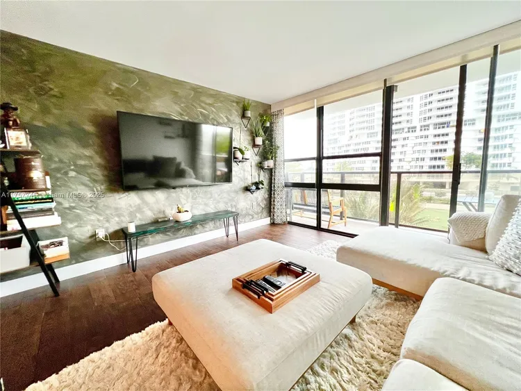 The Charter Club #307 image #8