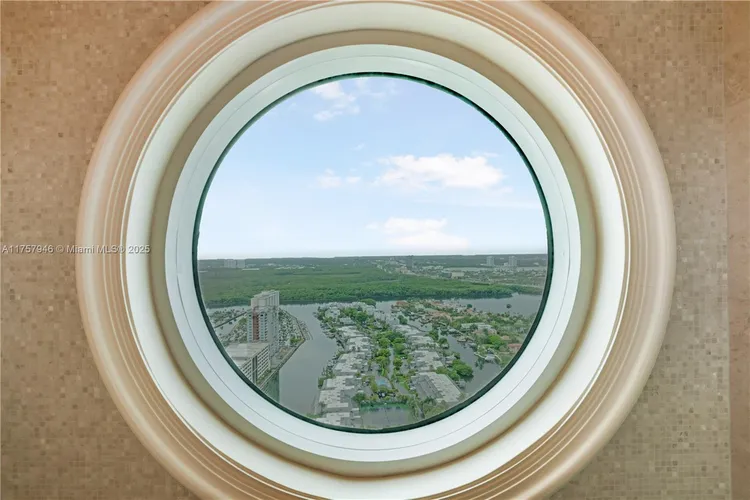 Turnberry Ocean Colony #PH3604 image #8