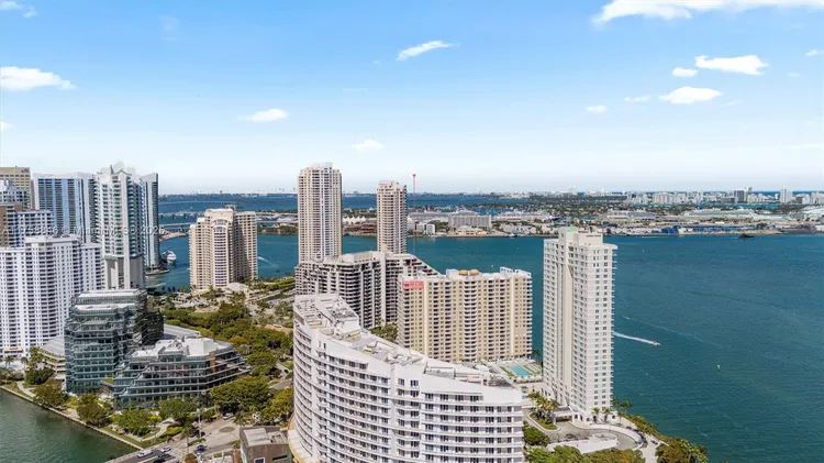 Isola #PH-18 image #15