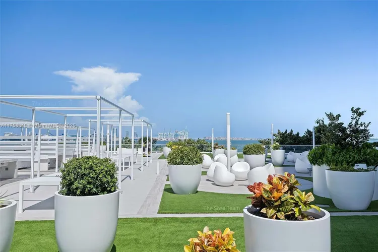 Isola #PH-18 image #29