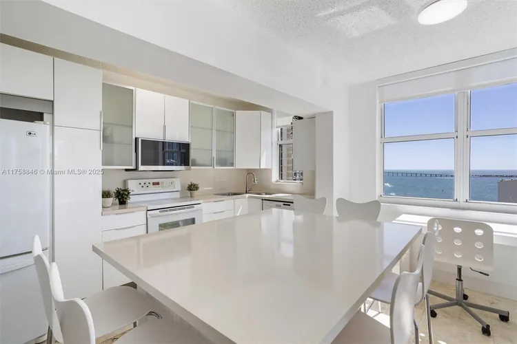 Isola #PH-18 image #7