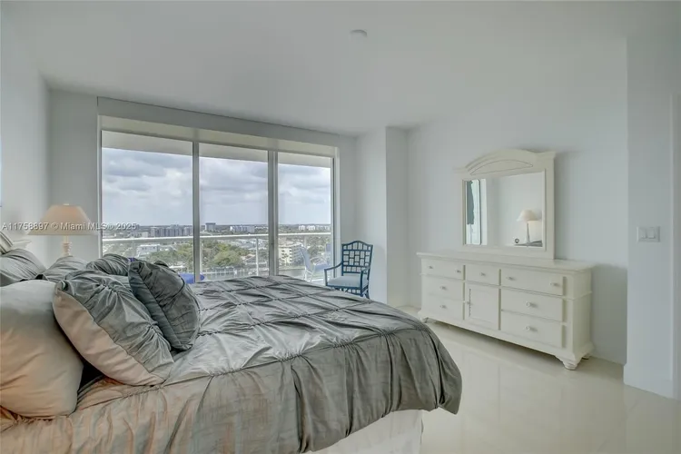 The Plaza at Oceanside #1012 image #14