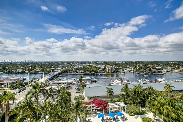 The Plaza at Oceanside #1012 image #24