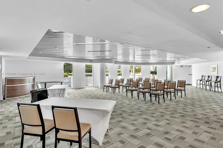 Atrium #1-508 image #33