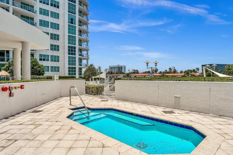 Atrium #1-508 image #35