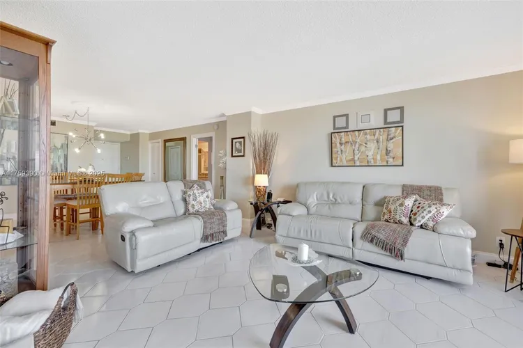 Allington Towers #14B image #14