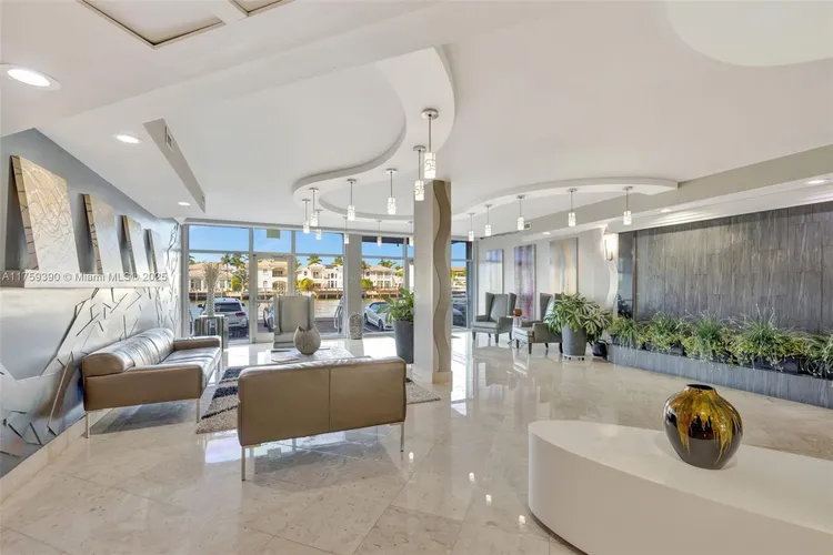 Allington Towers #14B image #32