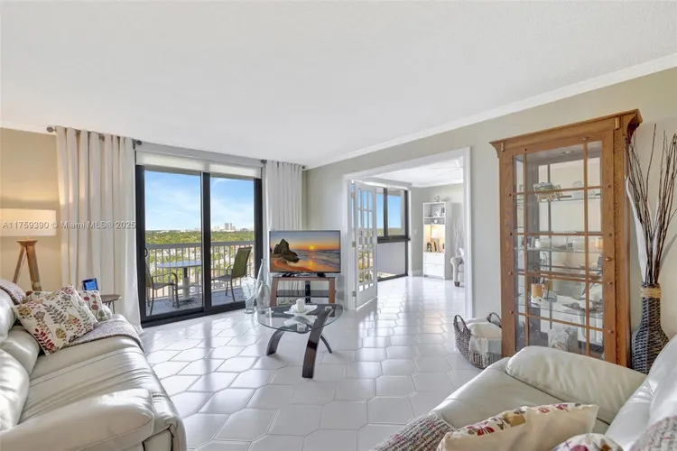 Allington Towers #14B image #7