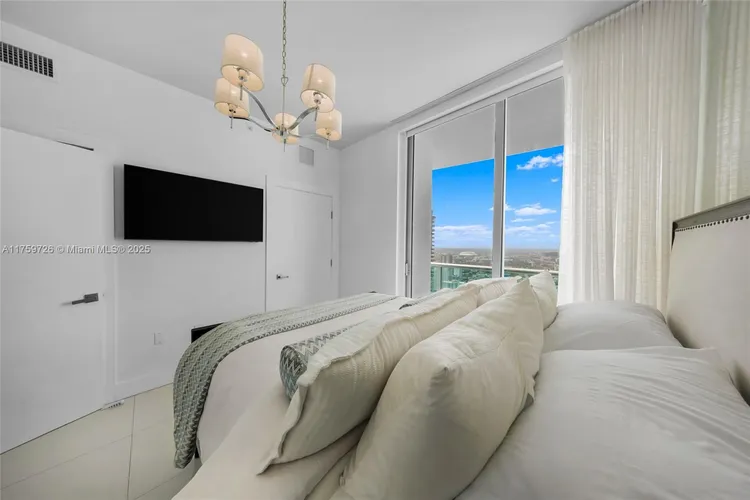 900 Biscayne Bay #5009 image #25