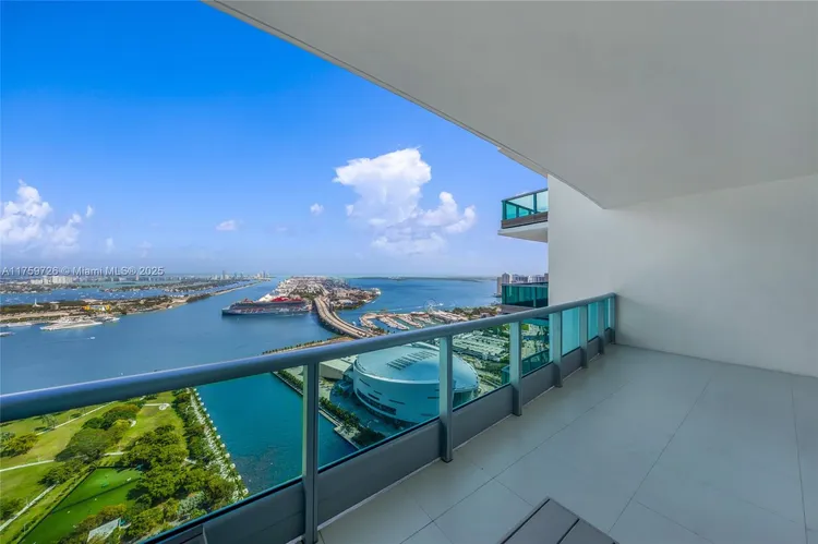 900 Biscayne Bay #5009 image #39