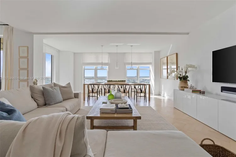 Grand Bay Residences #1210 image #15