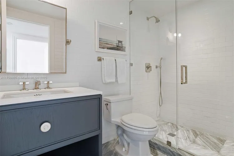 Grand Bay Residences #1210 image #43