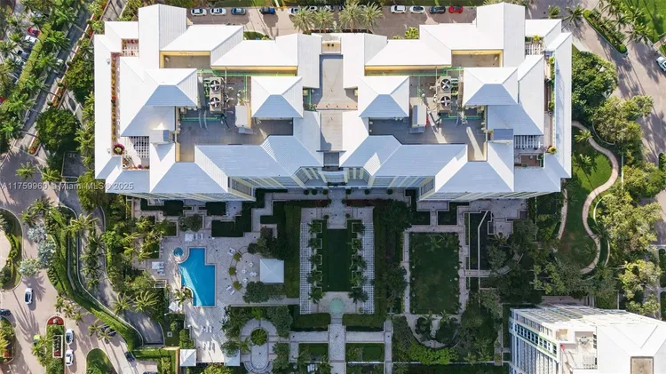 Grand Bay Residences #1210 image #56