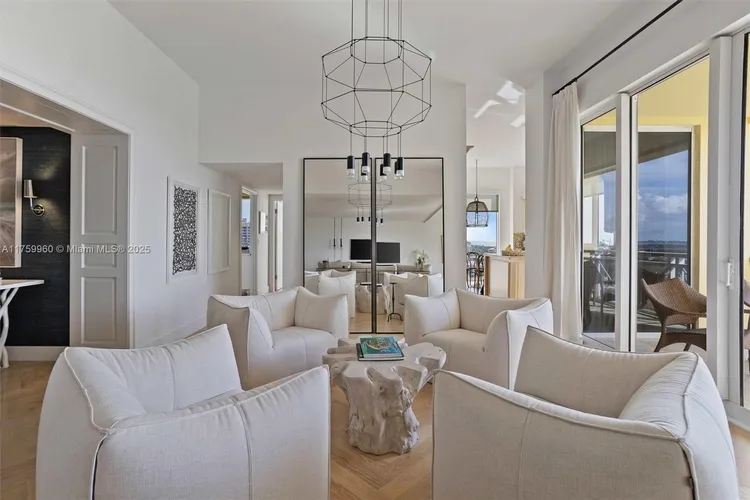 Grand Bay Residences #1210 image #8