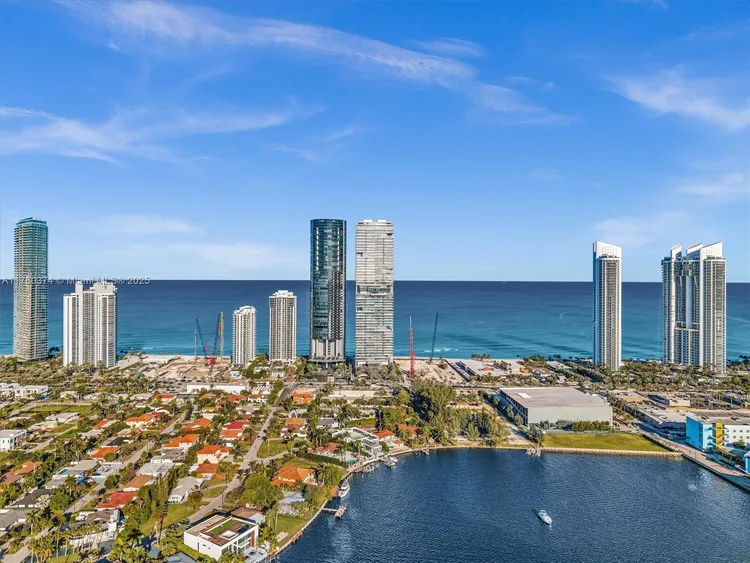 Turnberry Ocean Club Residences #4103 image #53