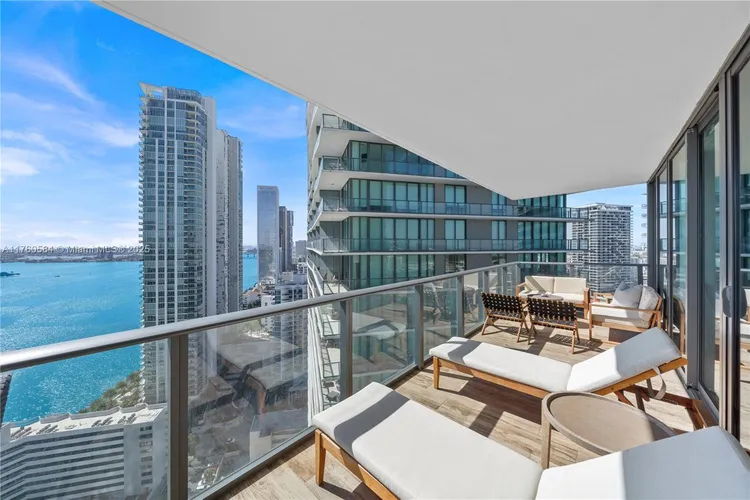 Paraiso Bay #3101 image #20