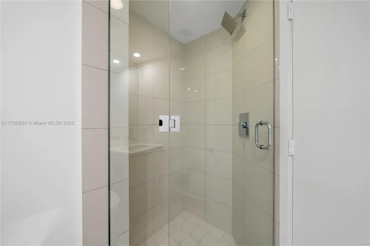 Paraiso Bay #3101 image #31