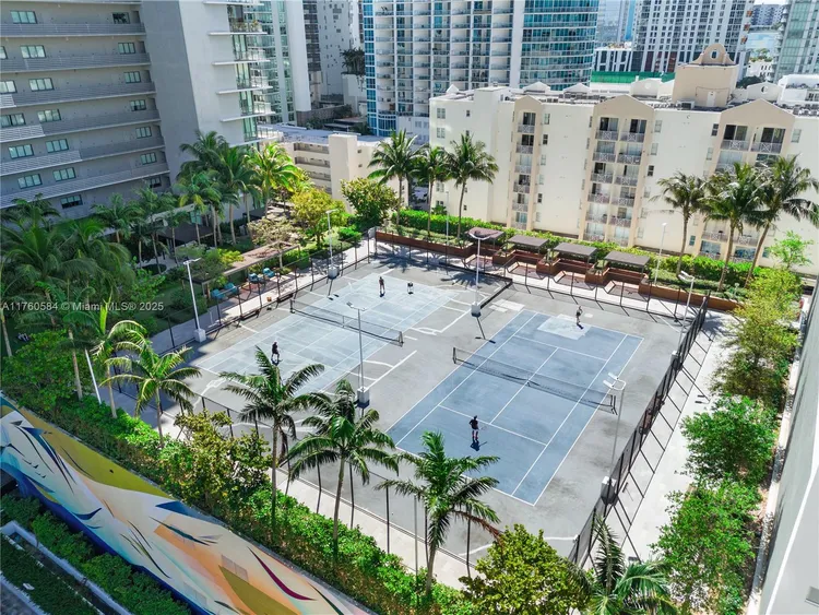 Paraiso Bay #3101 image #41