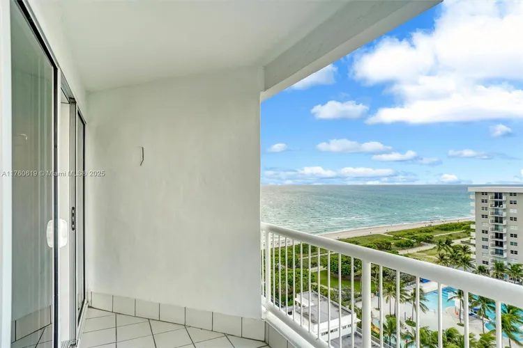 Marbella #1207 image #19