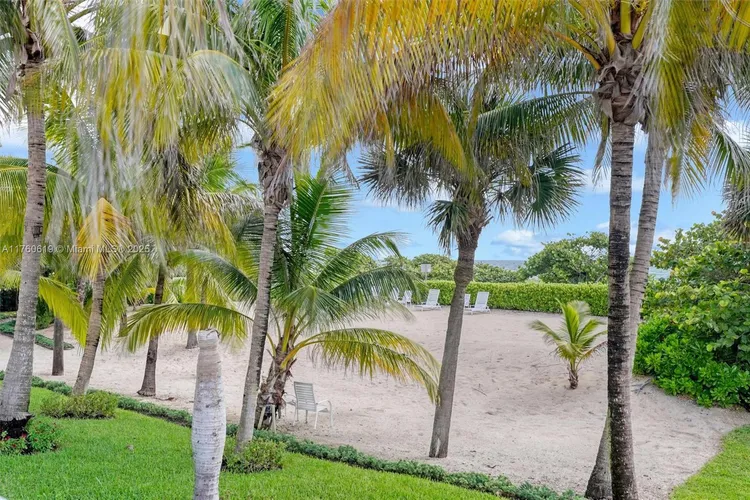 Marbella #1207 image #25