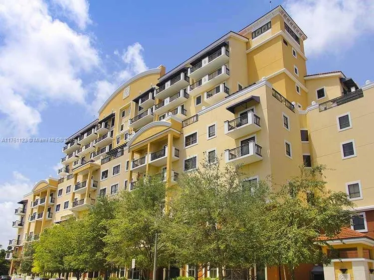 Colonnade at Dadeland #609 image #24