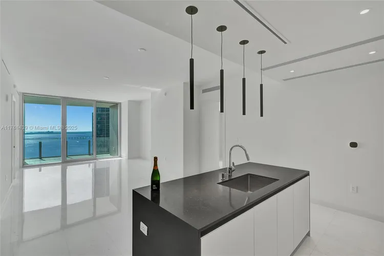 Aston Martin Residences #3405 image #17