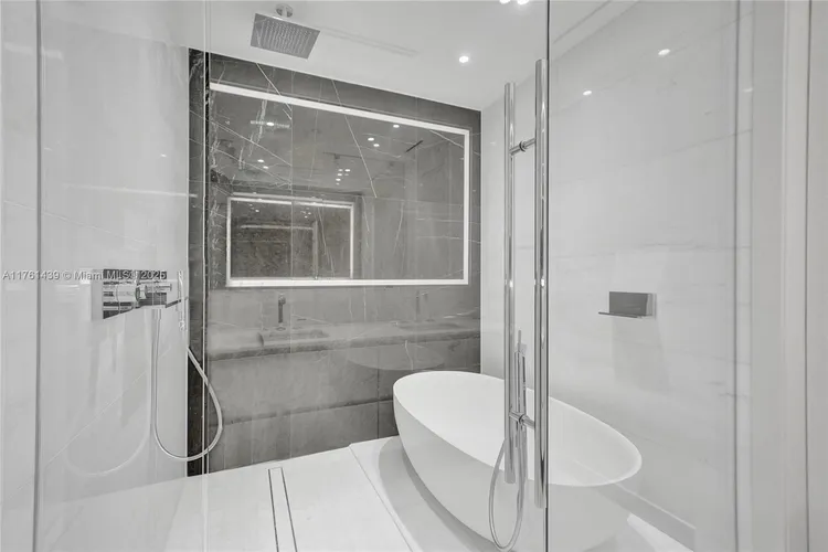 Aston Martin Residences #3405 image #22