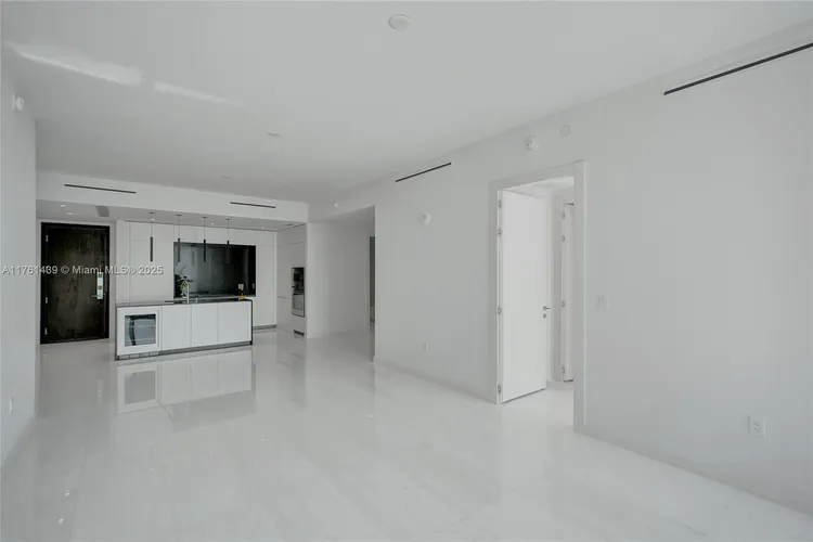 Aston Martin Residences #3405 image #35