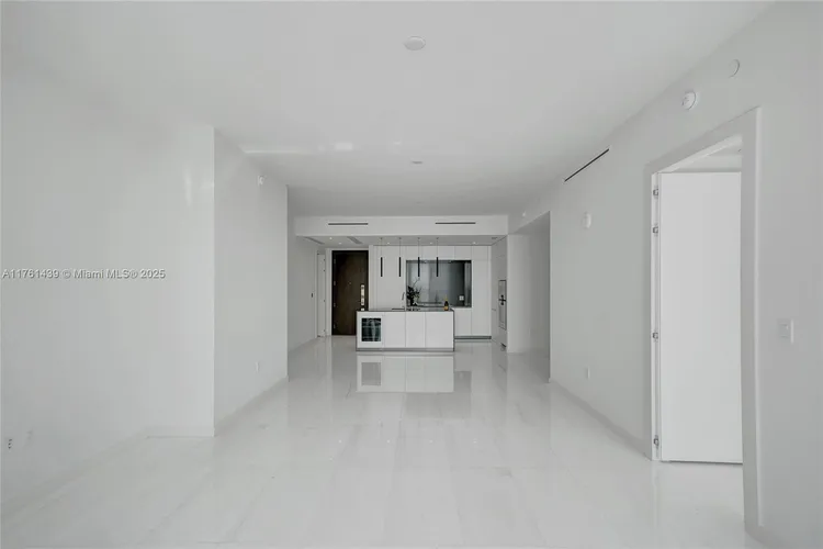 Aston Martin Residences #3405 image #36