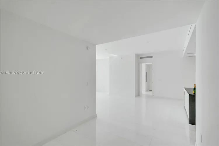 Aston Martin Residences #3405 image #38