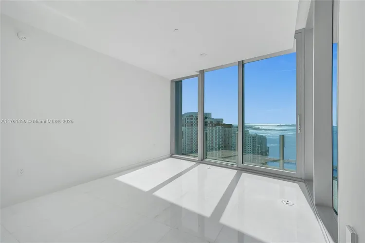 Aston Martin Residences #3405 image #48