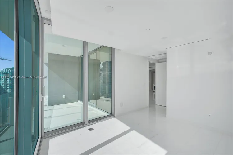 Aston Martin Residences #3405 image #49