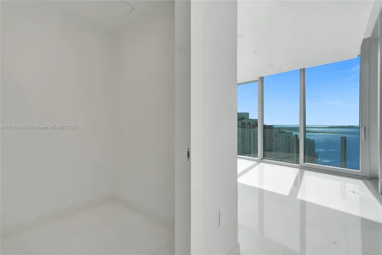 Aston Martin Residences #3405 image #53