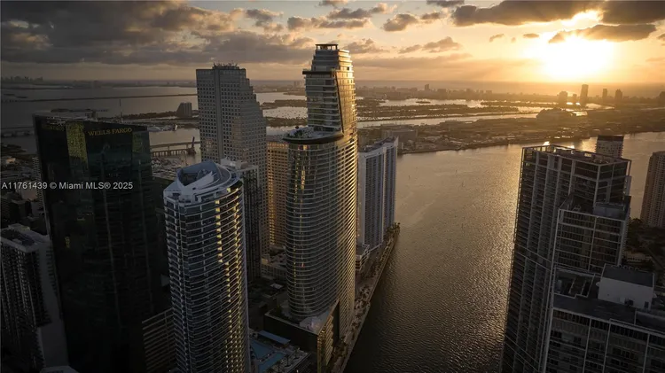 Aston Martin Residences #3405 image #76