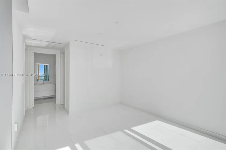 Aston Martin Residences #3405 image #78