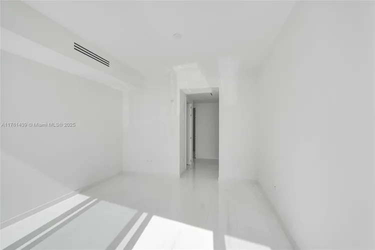 Aston Martin Residences #3405 image #81