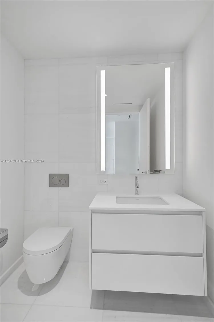 Aston Martin Residences #3405 image #83