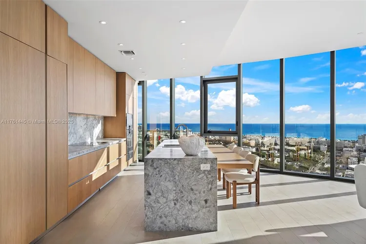 Five Park #2501 image #10