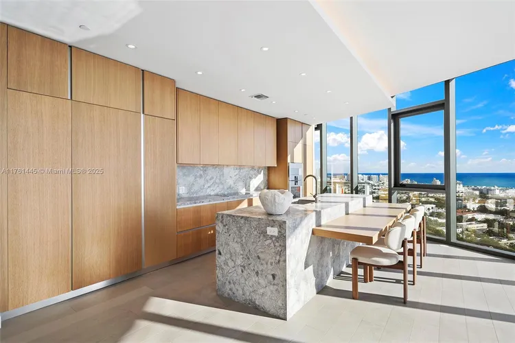 Five Park #2501 image #11