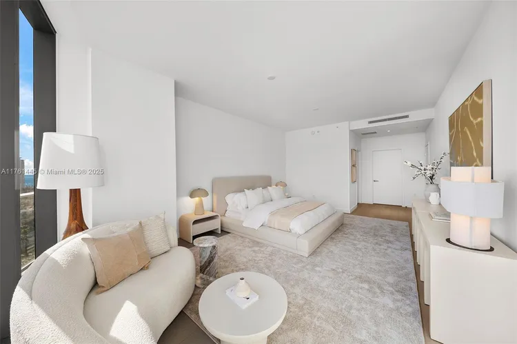 Five Park #2501 image #17