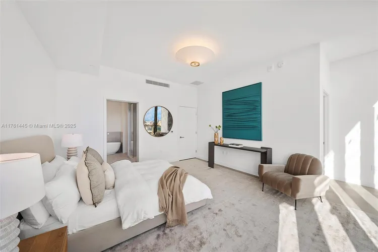 Five Park #2501 image #20