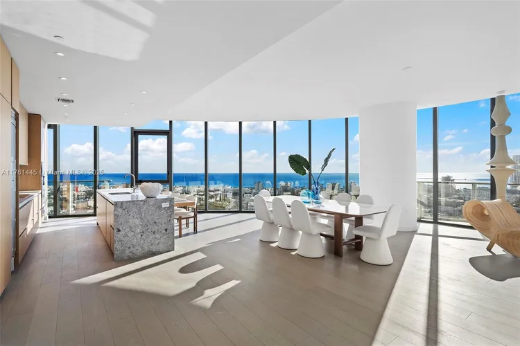 Five Park #2501 image #7