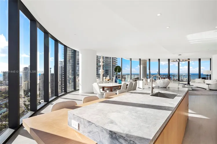 Five Park #2501 image #9