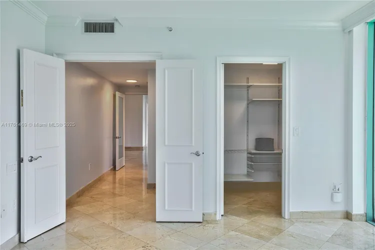 Ritz-Carlton Coconut Grove #906 image #10