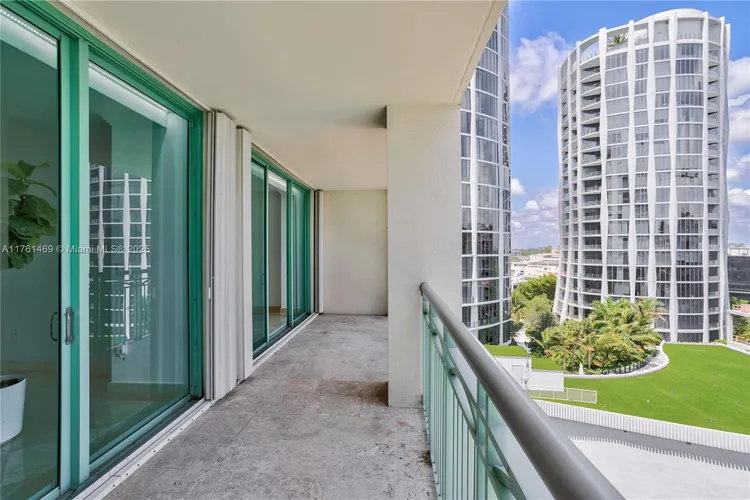 Ritz-Carlton Coconut Grove #906 image #23