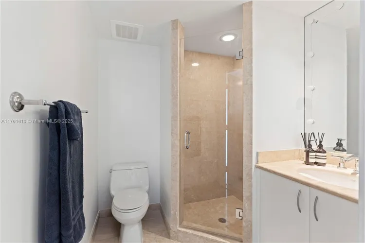 Jade Brickell #4409 image #11