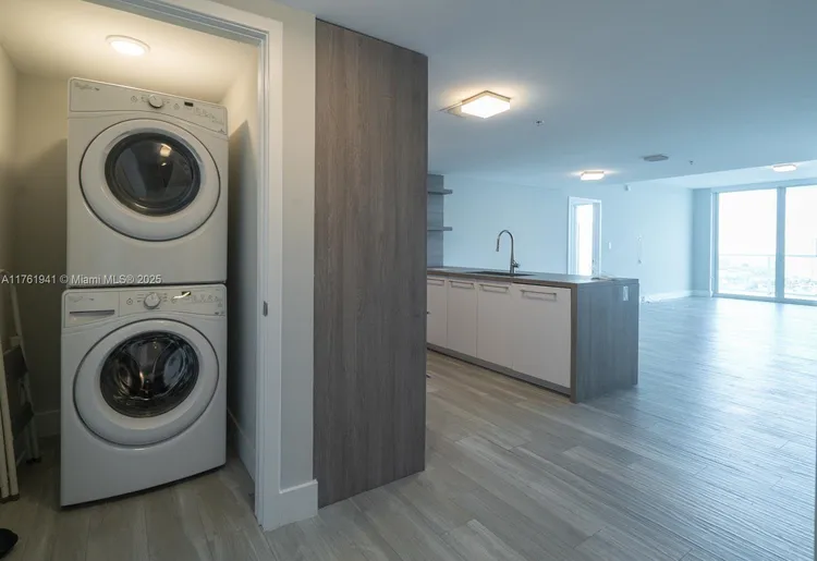 400 Sunny Isles #1721 image #20