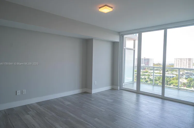 400 Sunny Isles #1721 image #7