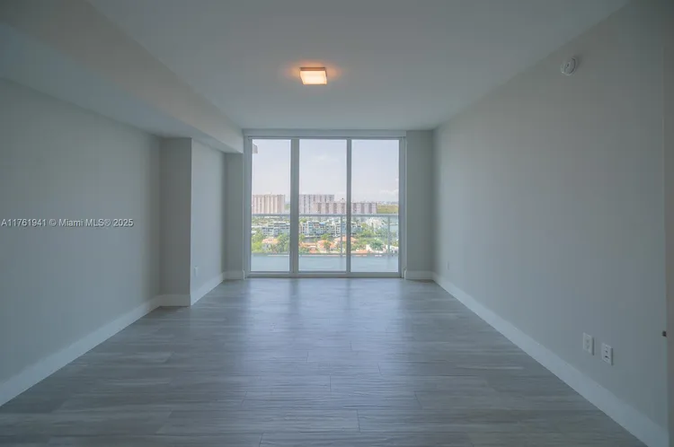 400 Sunny Isles #1721 image #8