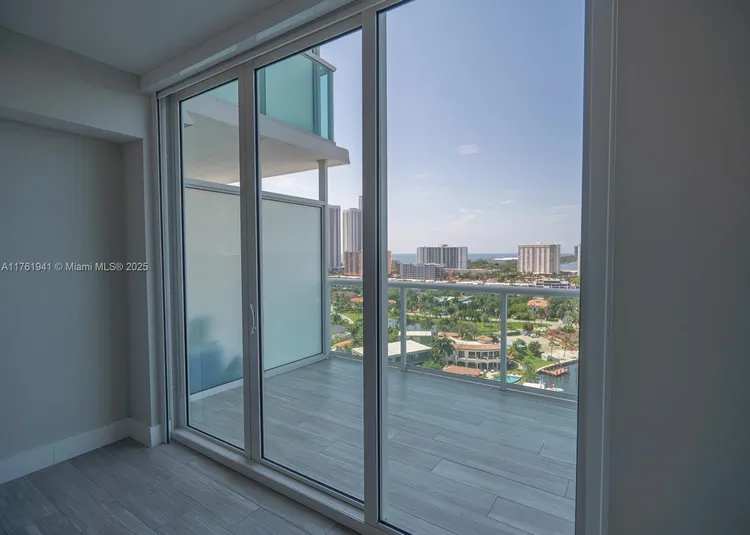 400 Sunny Isles #1721 image #9